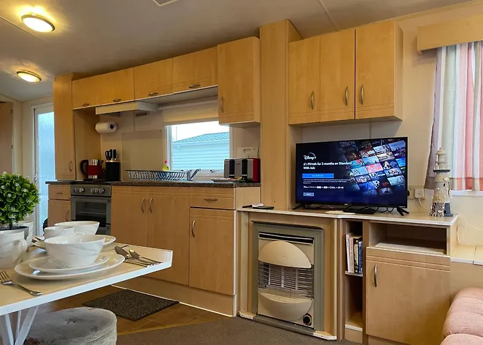 Bella Vista - Holiday Home On The Beach